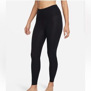 Nike Yoga 7/8 Leggings